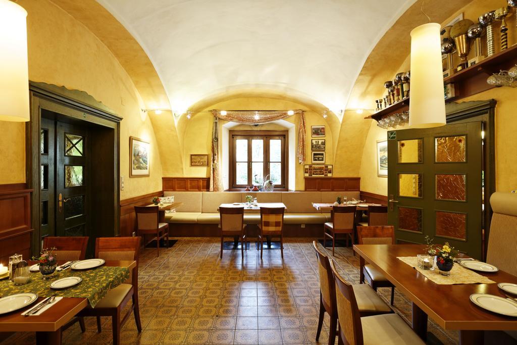 Gasthof Pack "Zur Lebing Au" Hartberg Extérieur photo